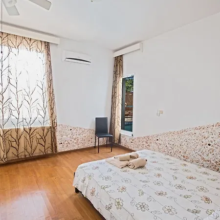 Holiday Ch Villa Agia Napa